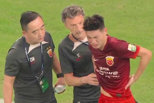 开云入口-津媒：武磊阿兰带伤入选 伊万不愿放弃任何战斗力