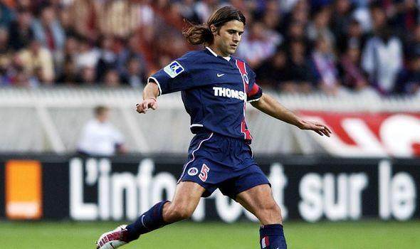 1609253044323036136.jpg Mauricio-Pochettino-played-for-PSG-between-2001-and-2003-2822253.jpg